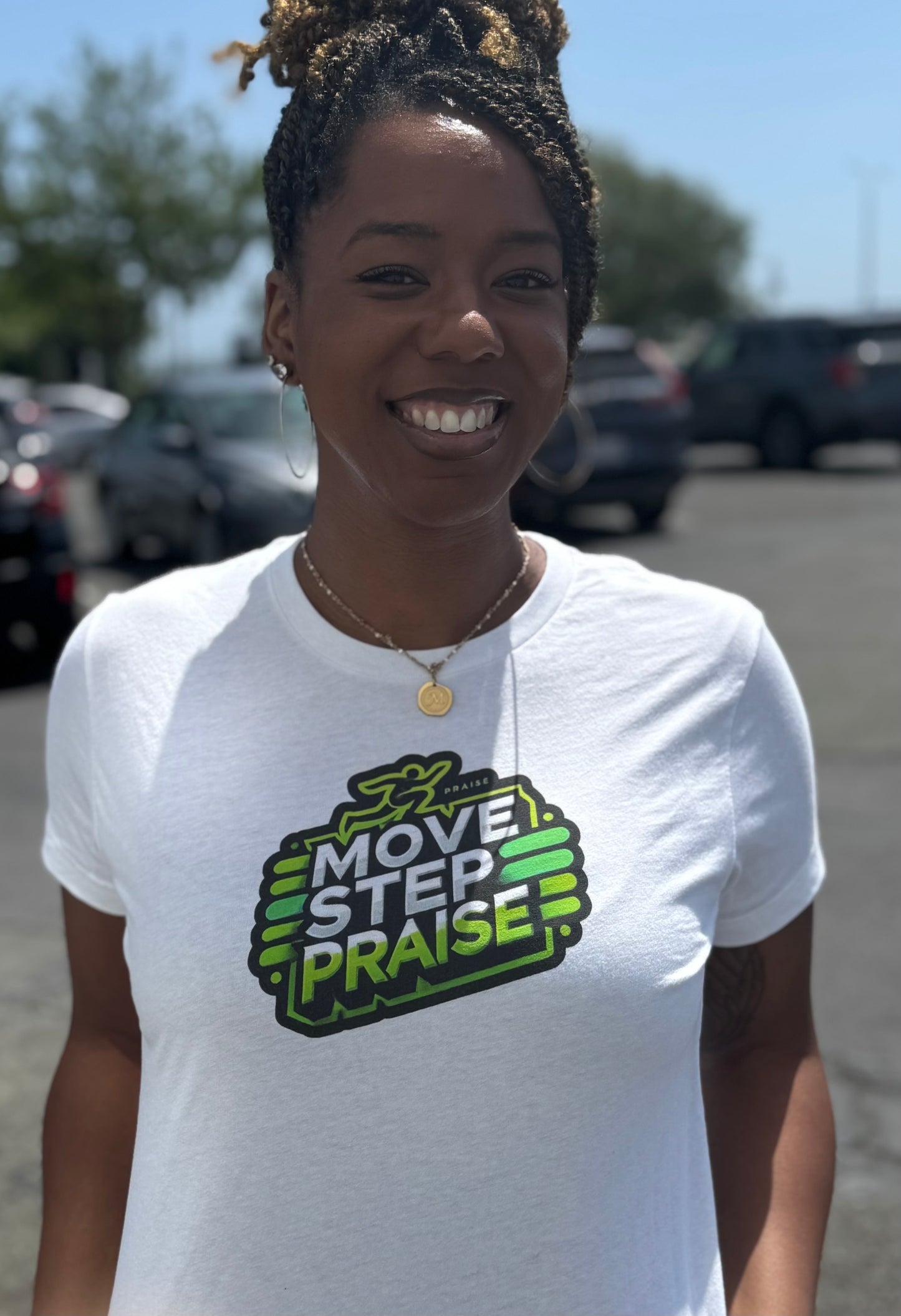 Move step praise shirt